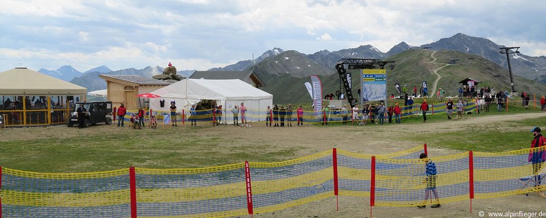 FlyingCircus2017-Panorama-002.jpg