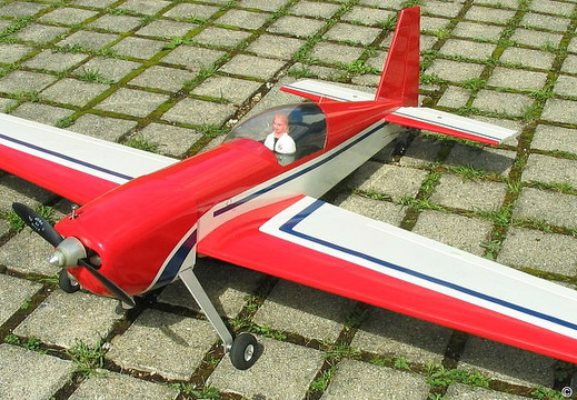 Extra 300 - Graupner - 003 (972 visits) Extra 300 - Graupner - 003