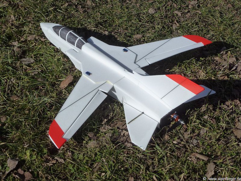 Tornado-Depron-2.jpg