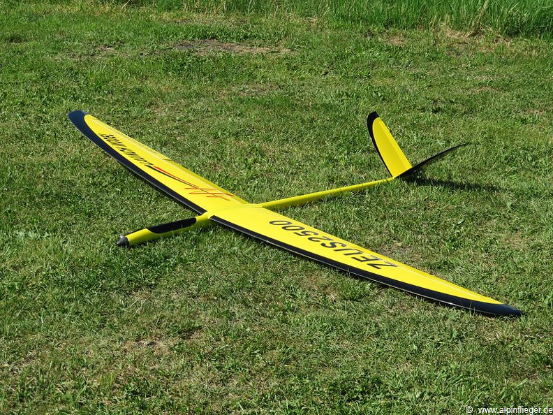 Zeus 2500 - Launchmodel - 1.JPG