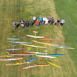 Just Friendly Treffen